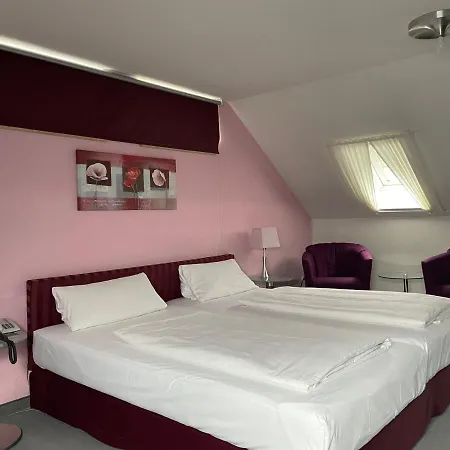 Unterfeldhaus 3* Erkrath