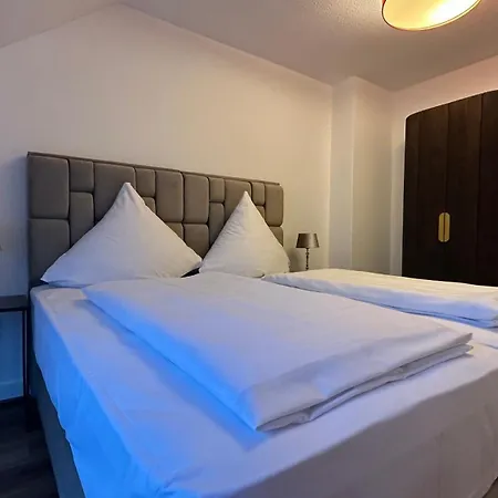 Unterfeldhaus 3* Erkrath